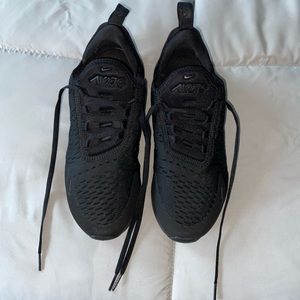 Nike Air Max 270 8.5 women’s